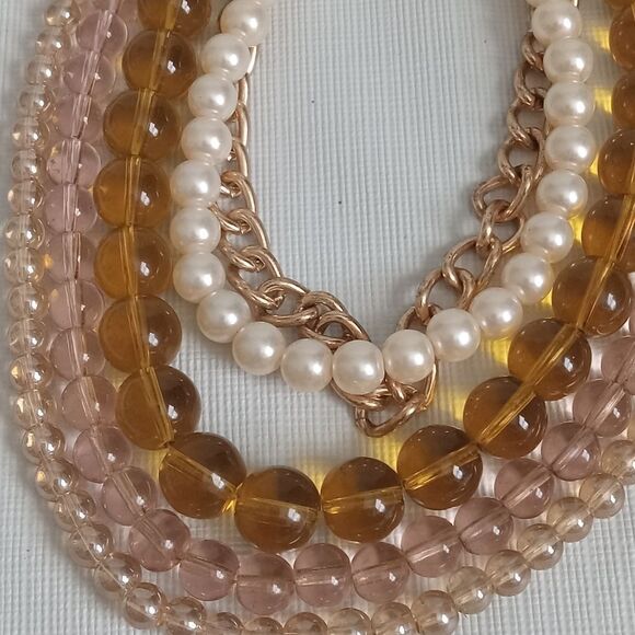 Marley Lilly Gold & Pink Multicolored Faux Pearl Glass Beaded Statement Necklace - Picture 4 of 10